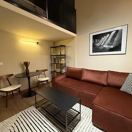 Modern Flat With High Ceilings By The Danube For 2 Lägenhet